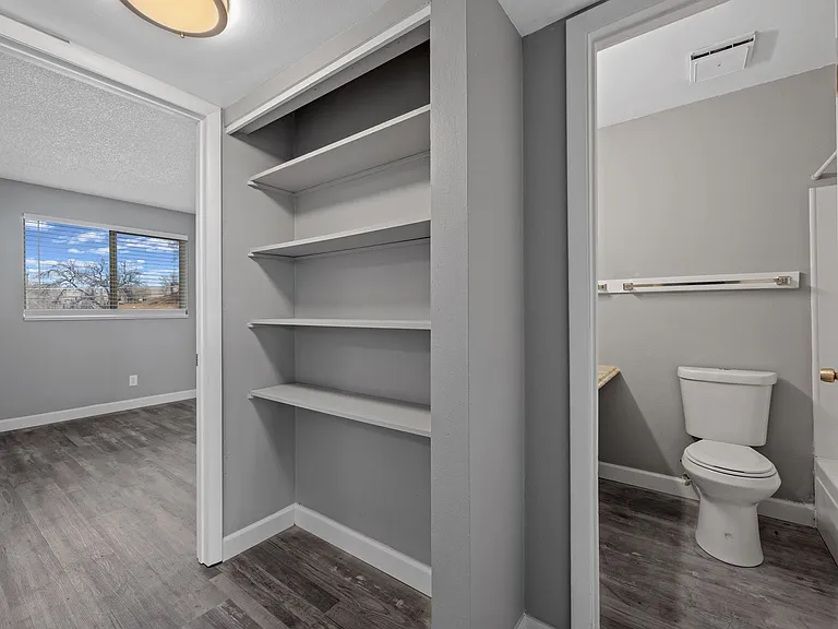 Peak 72 Apartments — Photo 27