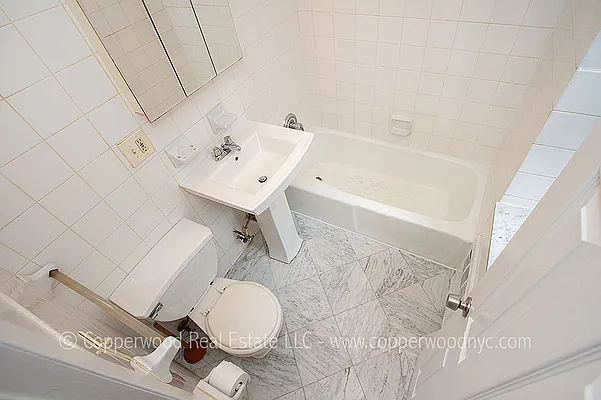 Rented by Copperwood Real Estate | media 15