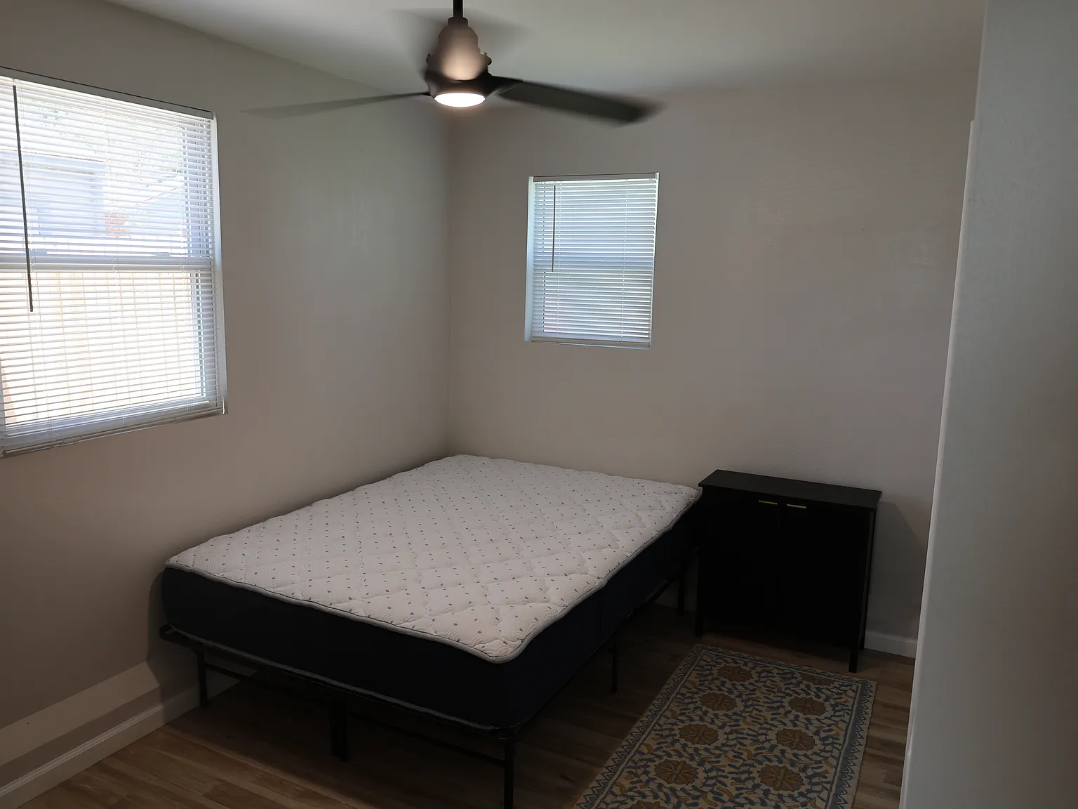 1 bed, 450 sqft, $1,350 — Photo 3