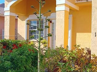 14551 SW 180th Ter, Miami, FL 33177