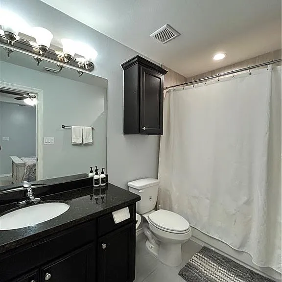 4710 N Ebony St — Photo 5