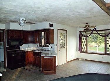 4th image of 1862 Route 286