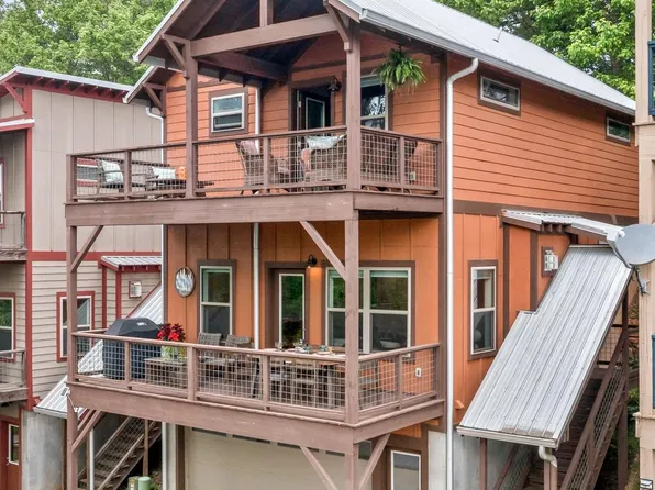 10 Upstream Way, Asheville, NC 28806