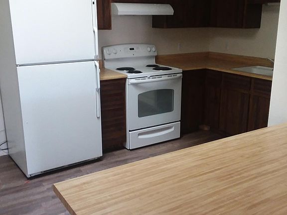 5th image of 703 46th Avenue Pl