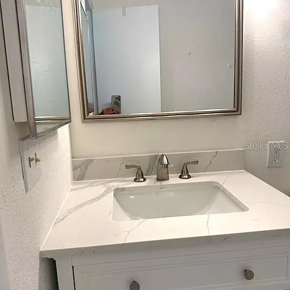 610 Indian Rocks Rd N #103 — Photo 17