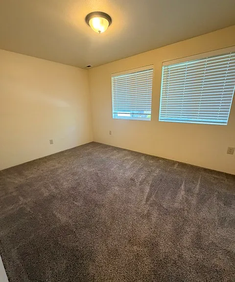 2130 NW North Hill Dr #C — Photo 10