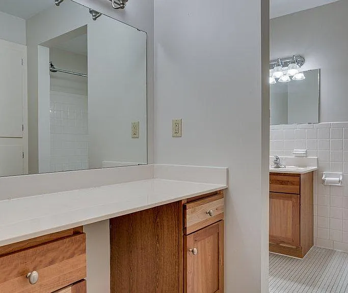 4400 Upton Ave S #202 — Photo 11