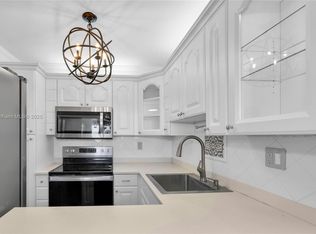 1800 NW 24th Ave APT 817, Miami, FL 33125