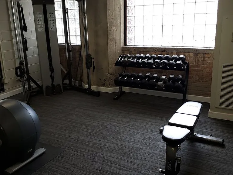 320 E 21st St #516 — Photo 3