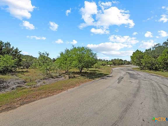 5th image of 831 Ayers Rock Rd