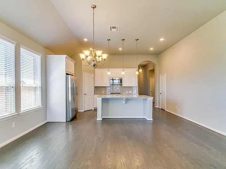 6018 Grace Falls Dr — Photo 12