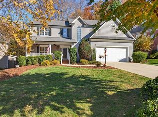 3112 Peninsula Dr, Jamestown, NC 27282