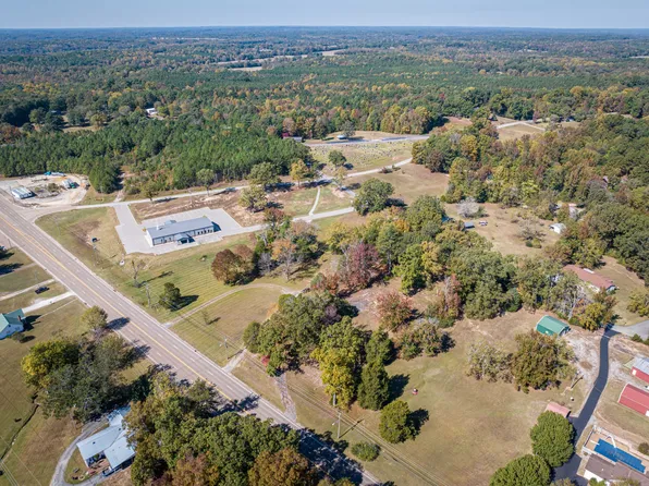1114 W Main Street, Parsons, TN 38363
