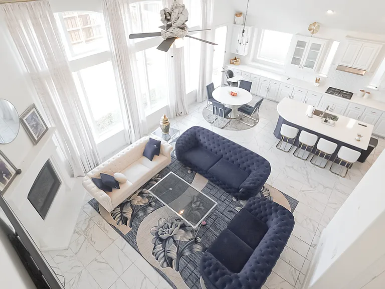 412 Wild Peach Point — Photo 12