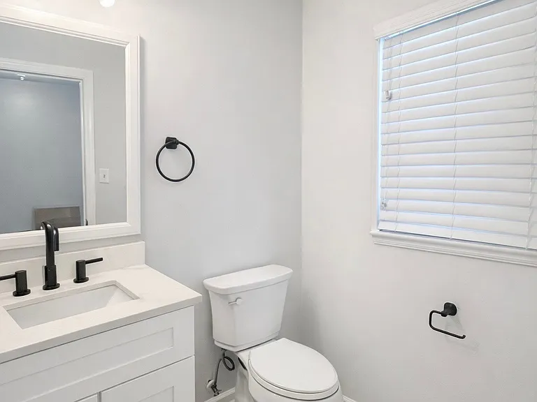 3063 Reese Dr — Photo 5