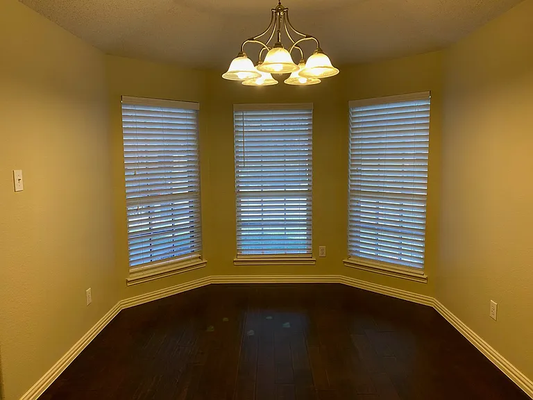 9909 Carter Dr — Photo 6
