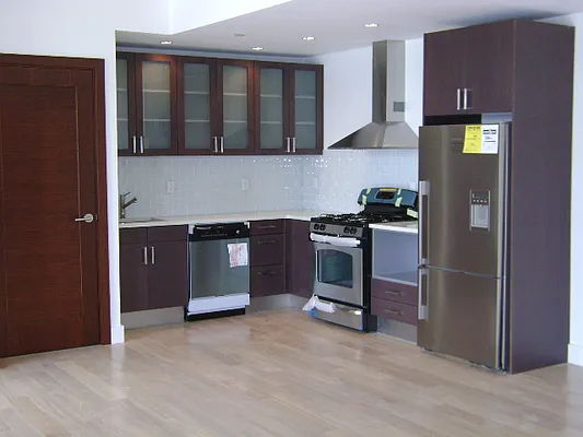 Rented by NY Space Finders Inc. | media 19