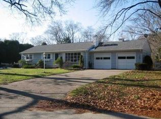 225 Sunnybrook Dr, North Kingstown, RI 02852