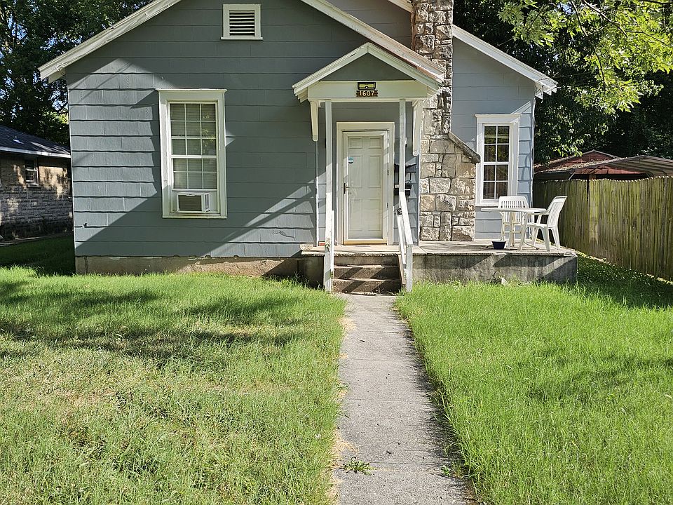 1st image of 1607 E 8th St N #E