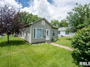 710 S Bentley St, Marion, IL 62959