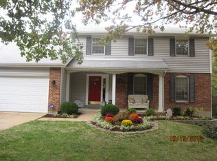 3631 Falcon Ridge Ct, Saint Louis, MO 63129