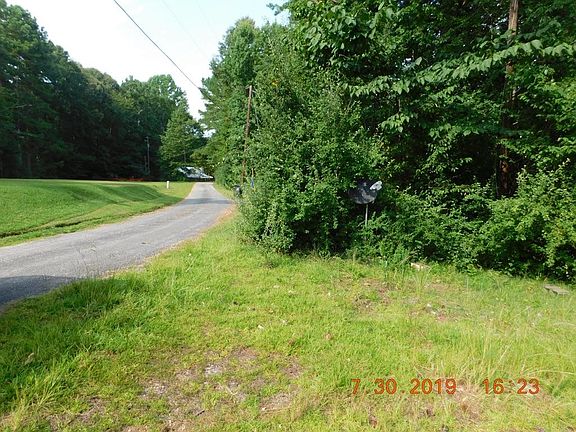 4th image of 1289 Confederate Dr