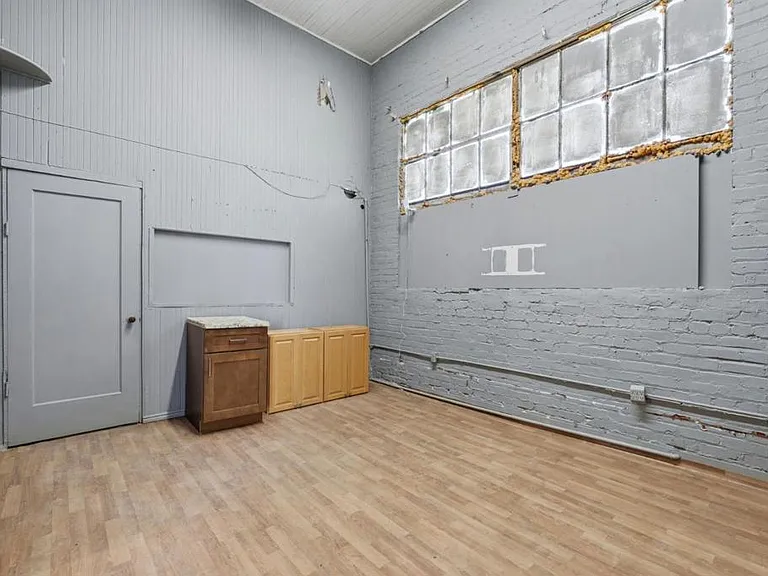 1000 Chanslor Ave — Photo 27