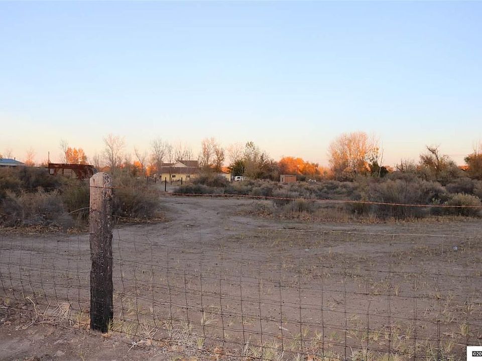 2nd image of 1155 Arrowhead Ln