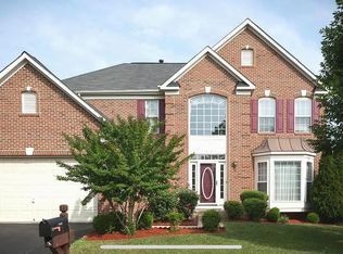 7910 Cranford Farm Cir, Lorton, VA 22079