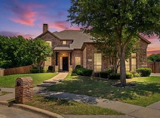 6631 Crestmoor Ln, Sachse, TX 75048