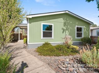 1313 Bramblewood Ln, Eugene, OR 97404