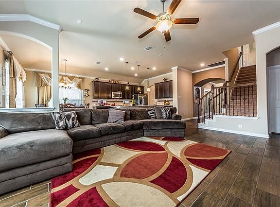 5th image of 5224 Texana Dr