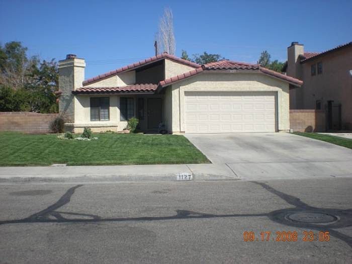 1st image of 1127 E Avenue J6