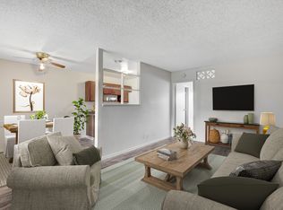 3831 University Center Dr APT 40, Las Vegas, NV 89119