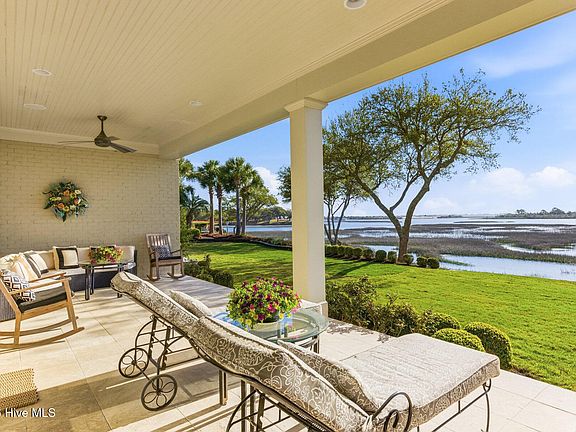 3rd image of 2352 Ocean Point Drive