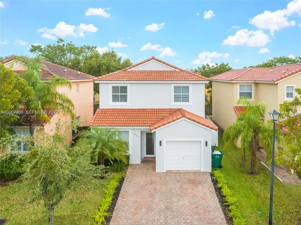2021 SE 15th St, Homestead, FL 33035