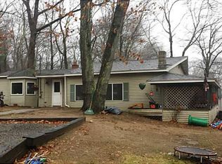 49 Burgate St, Glocester, RI 02814