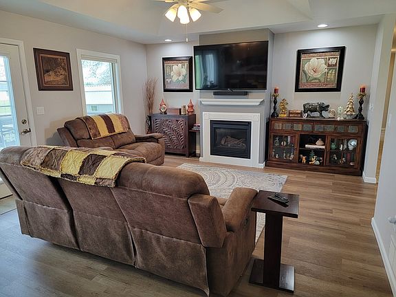 5th image of 410 Steer Creek Way