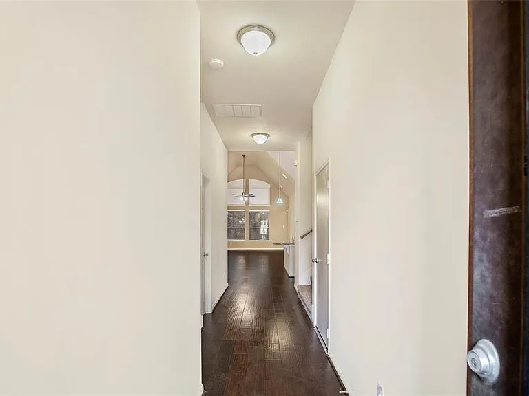 17906 Arapaho Hill Ln — Photo 5