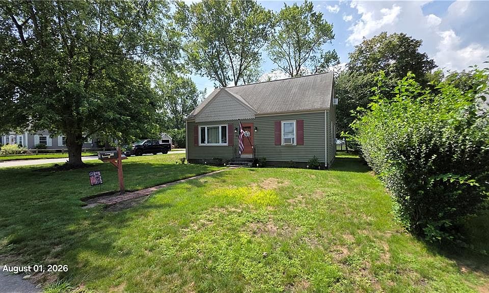 2nd image of 166 Chapmans Ave