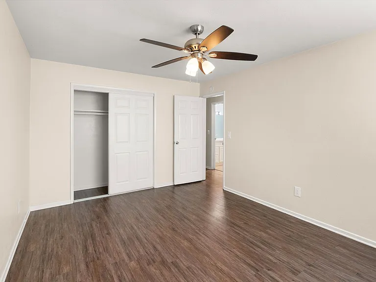 Melrose Manor Apartments - Riverside, CA — Photo 73