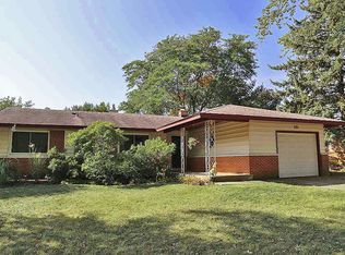 485 Lilac Ln, Elk Grove Village, IL 60007