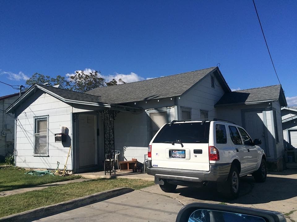 1st image of 723 Gardina St