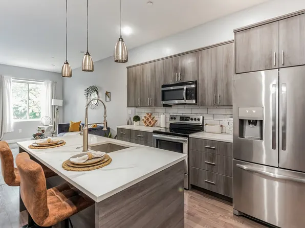 2110 N 7th St Floor 1, Philadelphia, PA 19122