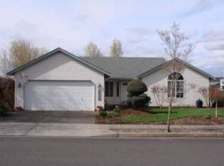 18879 S Paulsen Dr, Oregon City, OR 97045