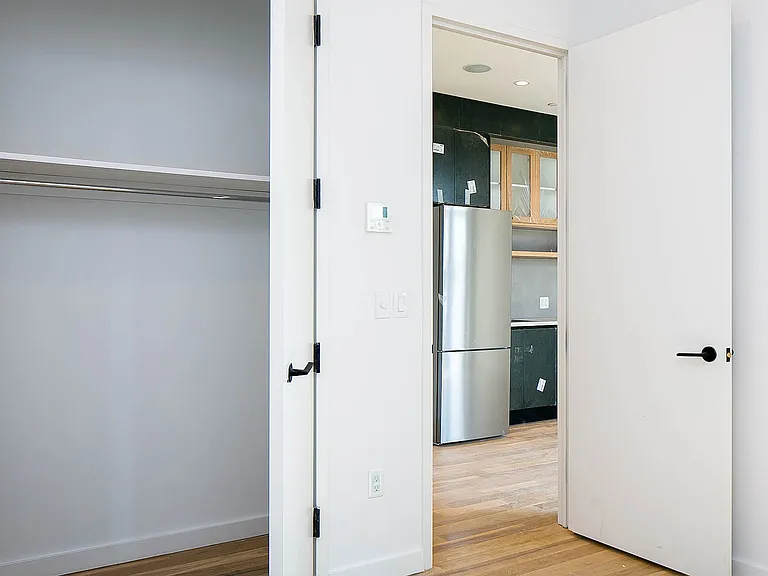 44 Kent St #407 — Photo 30