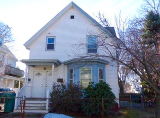 26 Bloomfield St, Lynn, MA 01902