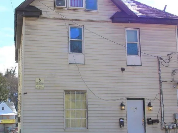 692 Willey St, Morgantown, WV 26505