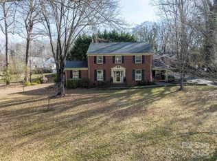 610 2nd Ave NW, Conover, NC 28613