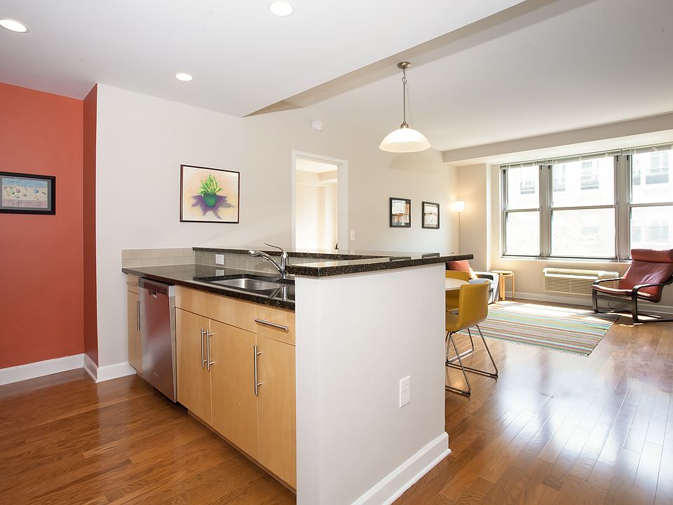 1st image of 149 Essex St APT 4N